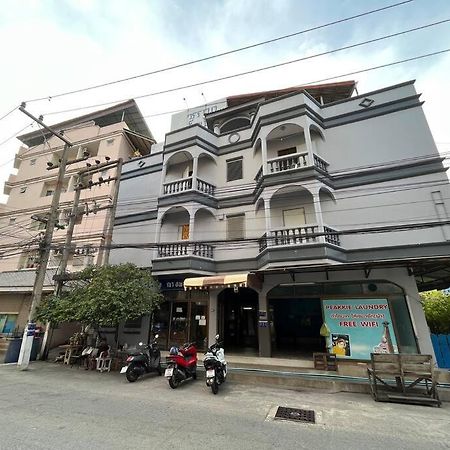Room101 In Wanna Apartment Pattaya Bagian luar foto